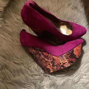 Platform wedge heels